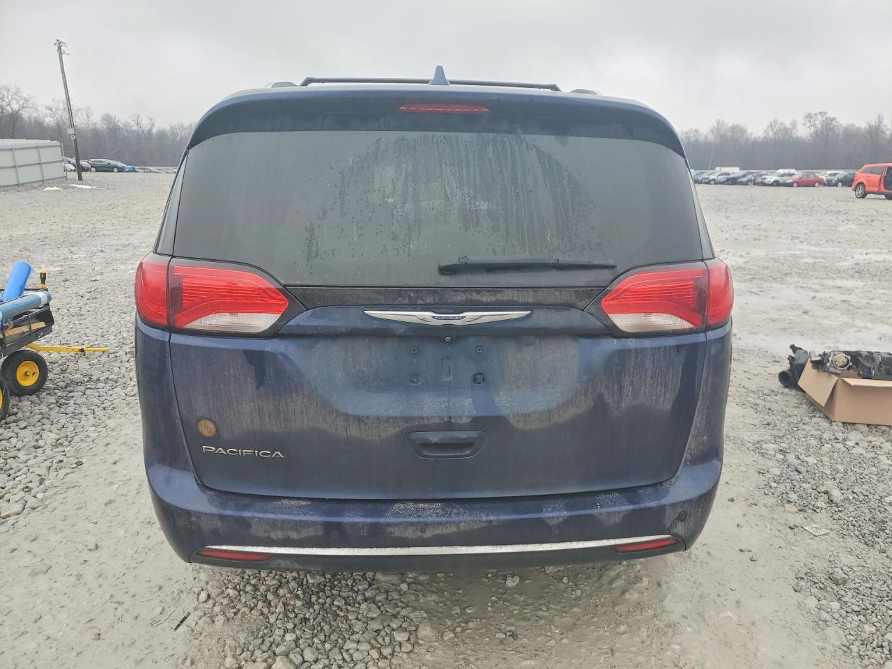 2019 Chrysler Pacifica Touring L - Image 6
