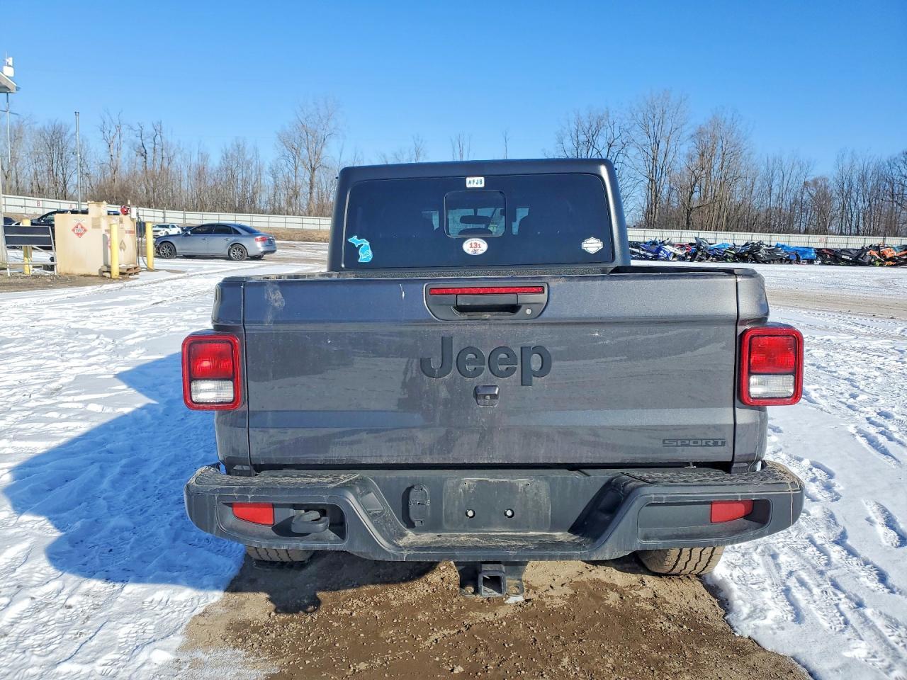 2021 Jeep Gladiator Sport - Image 6