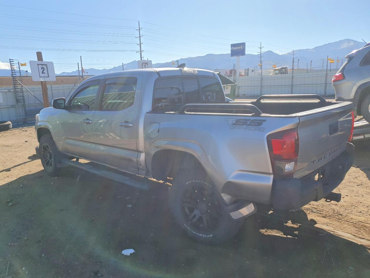 2018 Toyota Tacoma Sr - Фото 2