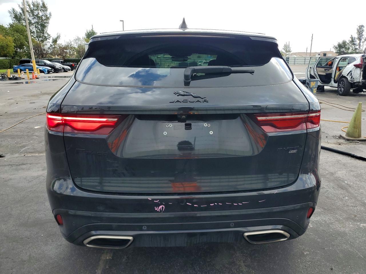2021 Jaguar F-Pace R-Dynamic S - Image 6
