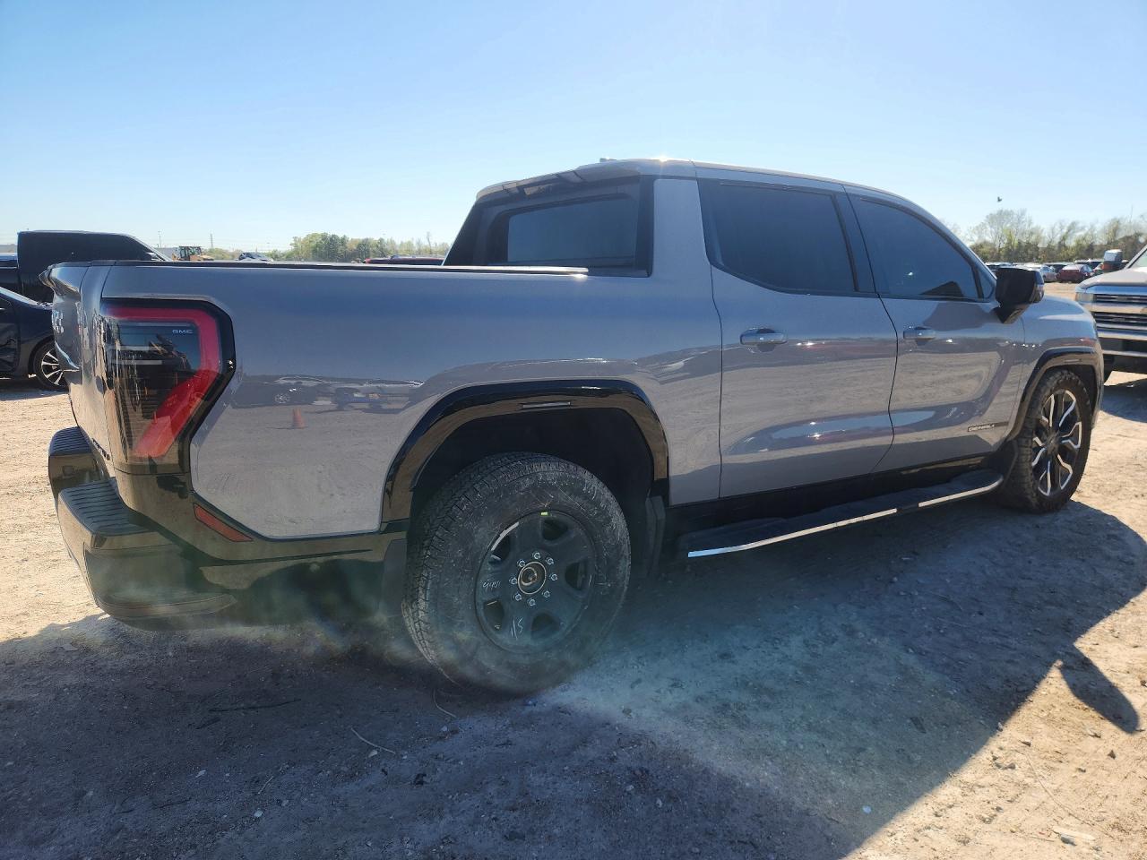 2025 GMC Sierra Denali - Фото 3