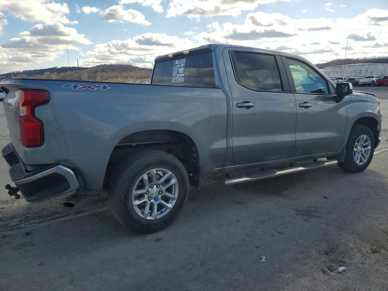 2024 Chevrolet Silverado K1500 Lt - Image 3