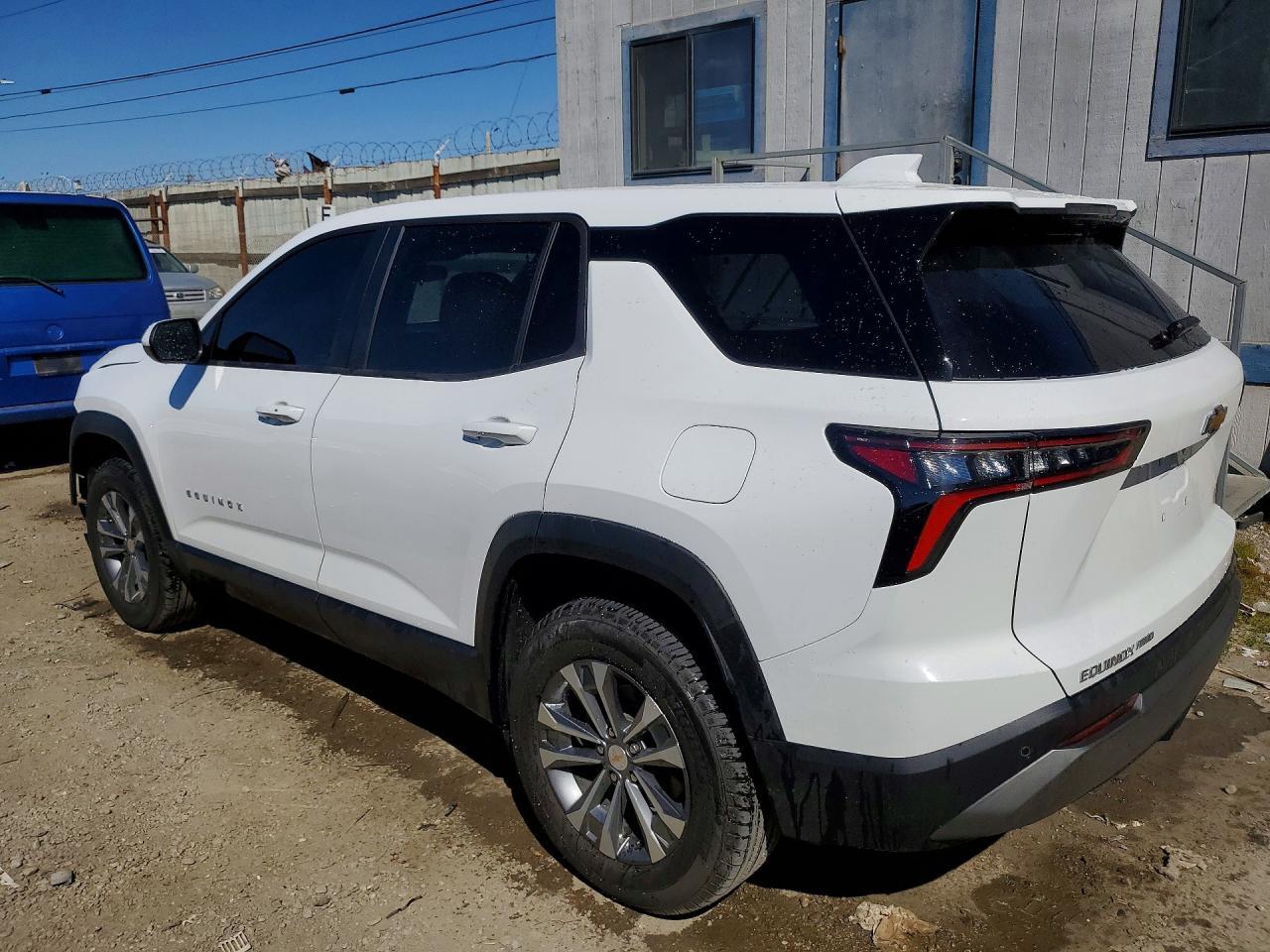 2026 Chevrolet Equinox Lt - Фото 2