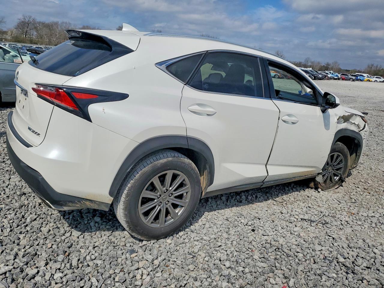 2017 Lexus Nx 200T Base - Image 3