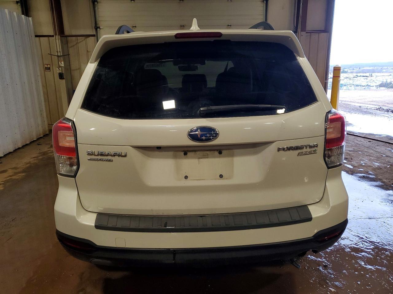 2017 Subaru Forester 2.5I Premium - Image 6