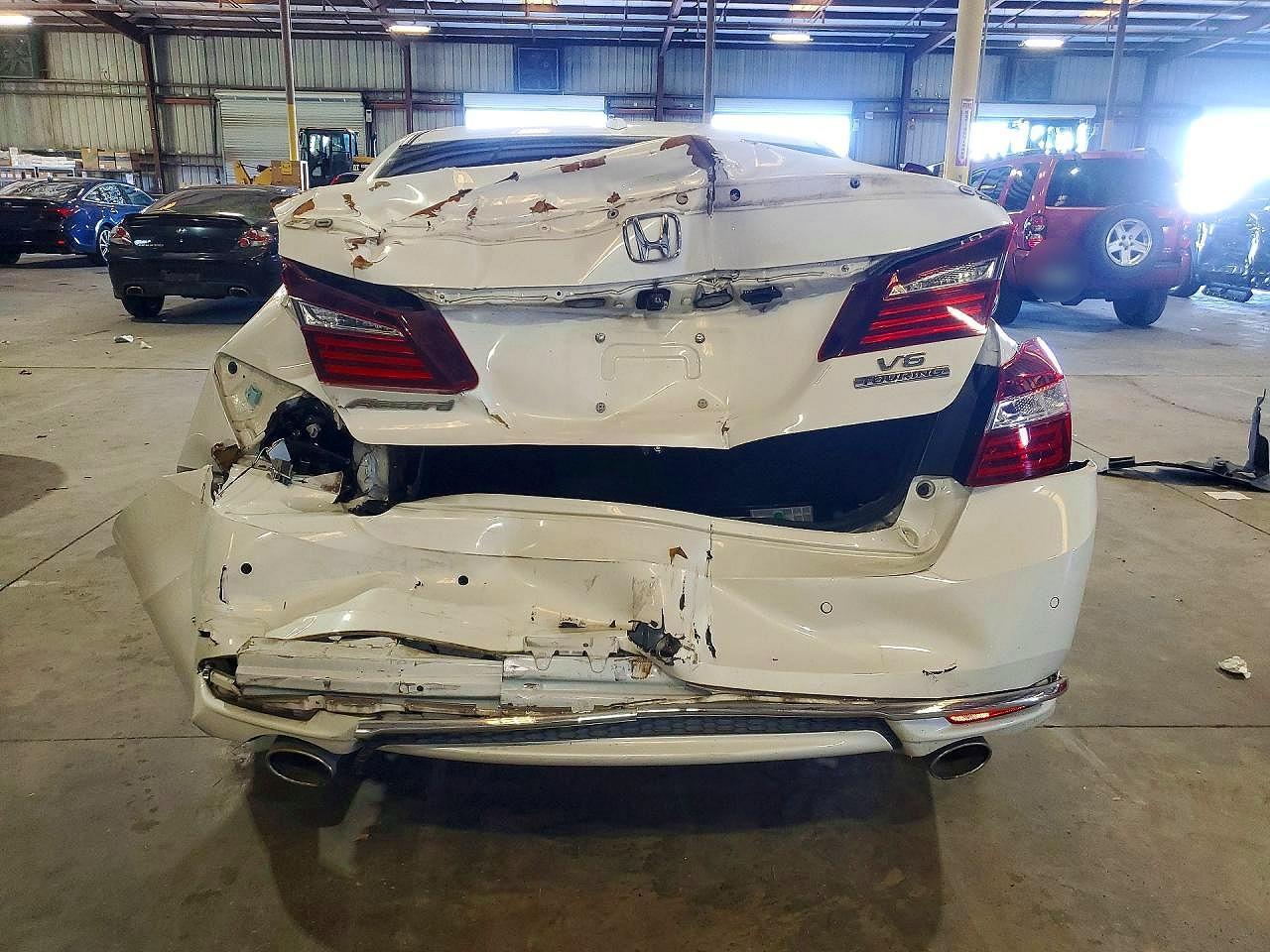 2017 Honda Accord - Фото 6