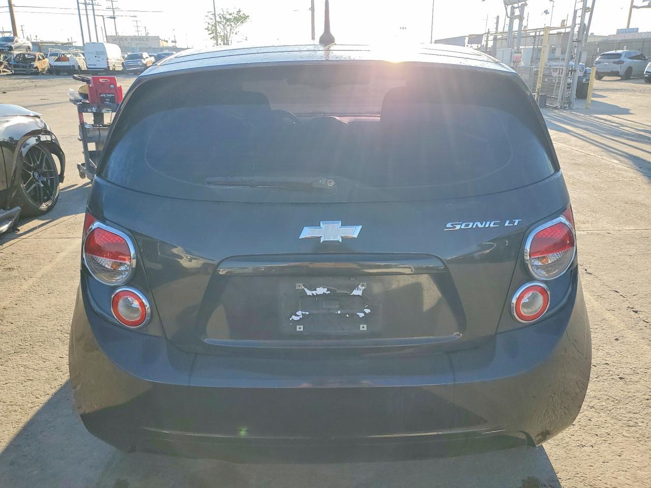 2014 Chevrolet Sonic Lt - Image 6