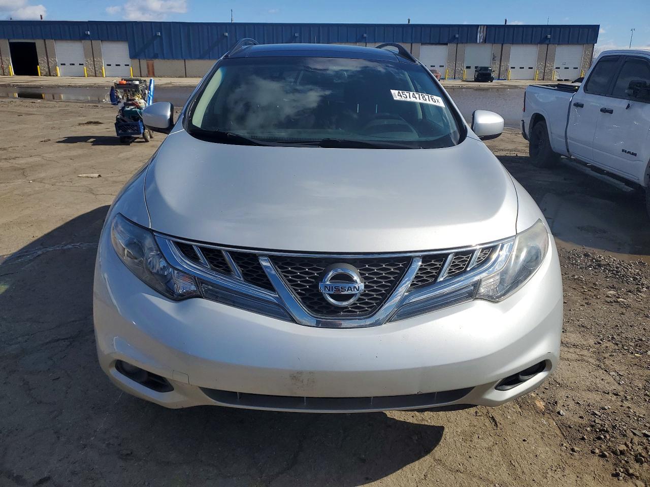 2011 Nissan Murano S - Фото 5