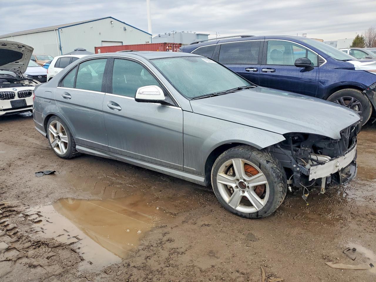 2010 Mercedes-Benz C 300 4Matic - Фото 4