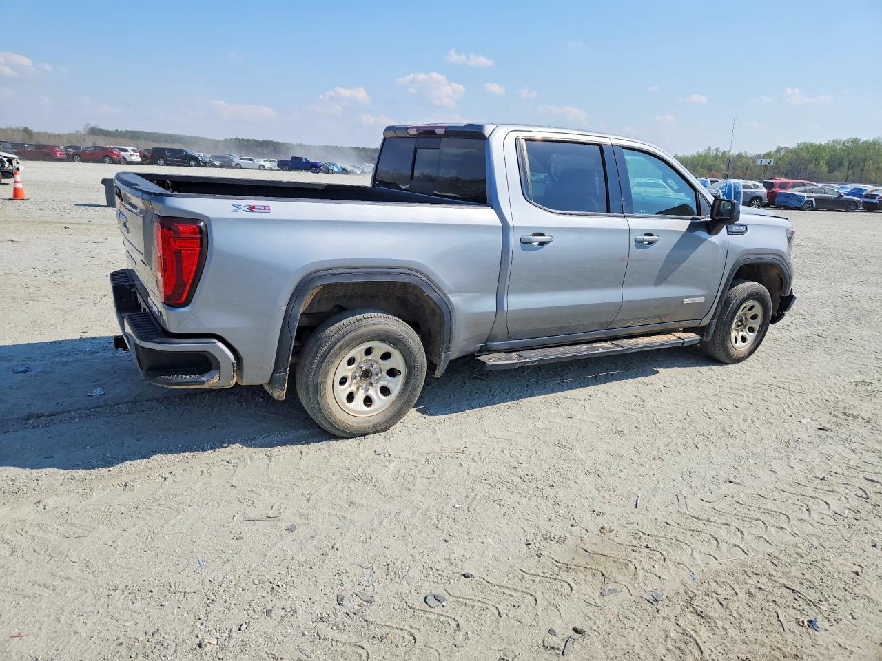 2023 GMC Sierra K1500 Elevation - Фото 3