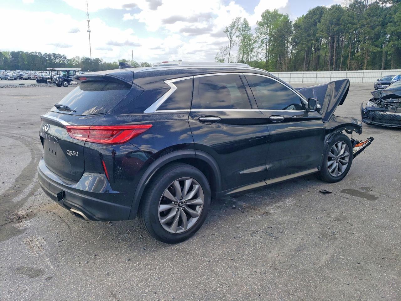 2019 Infiniti Qx50 Luxe - Фото 3