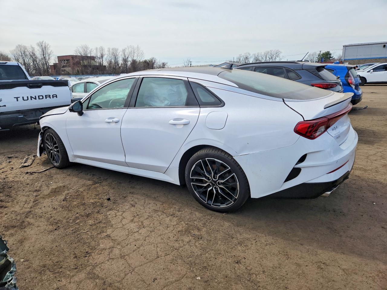 2023 Kia K5 Gt - Фото 2