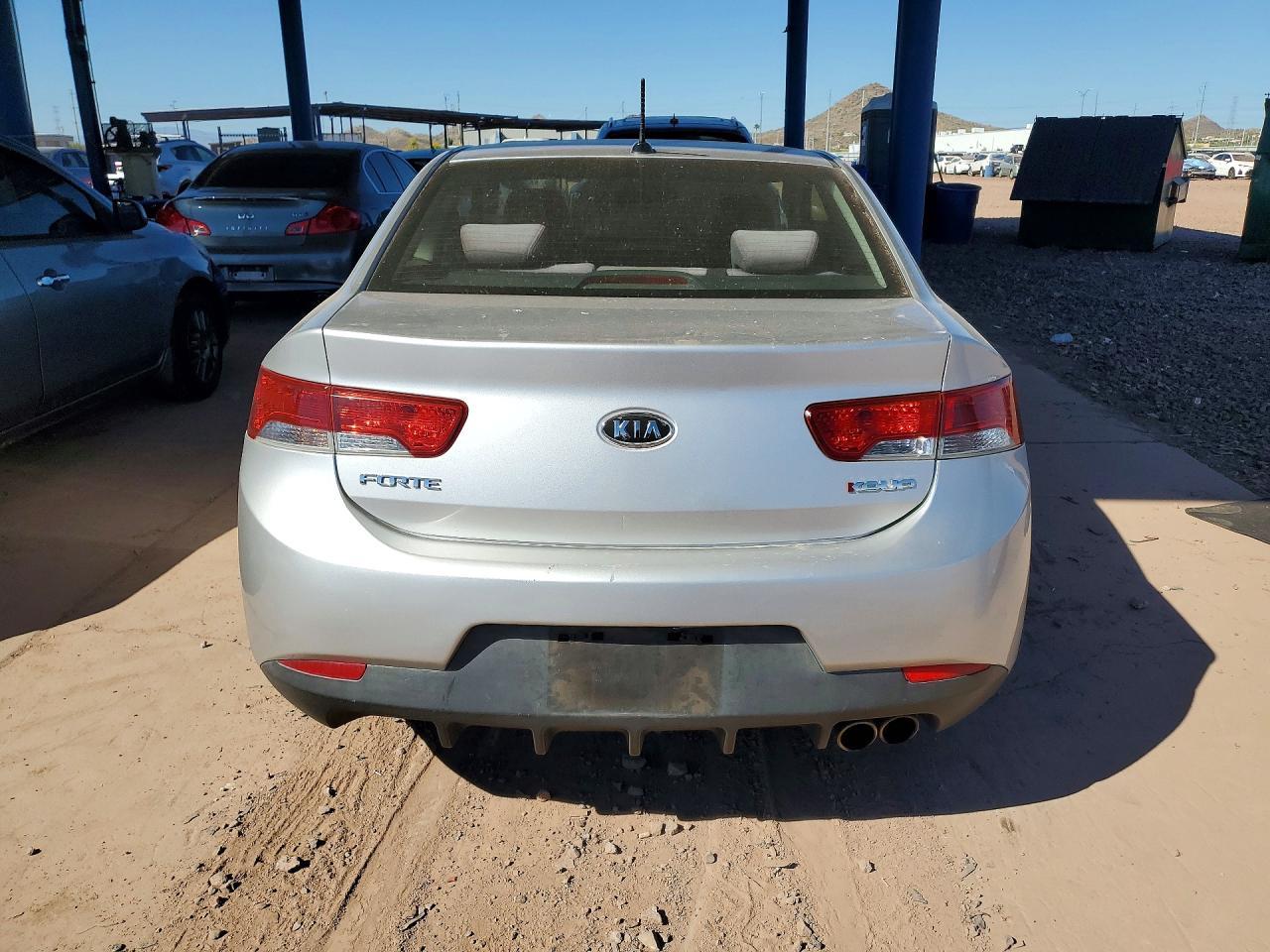 2010 Kia Forte Koup Sx - Фото 6