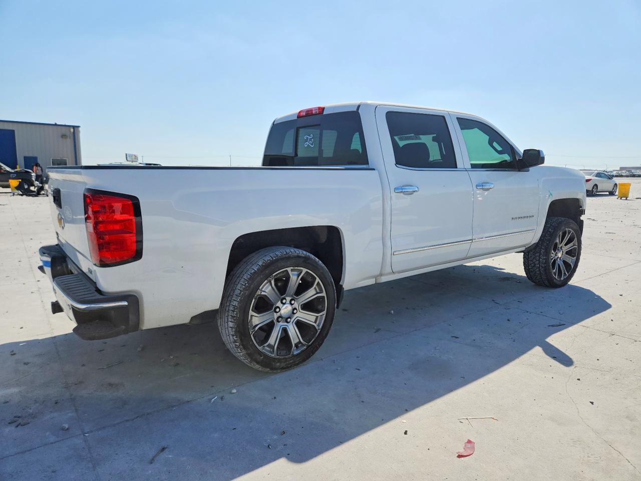 2015 Chevrolet Silverado C1500 Ltz - Image 3