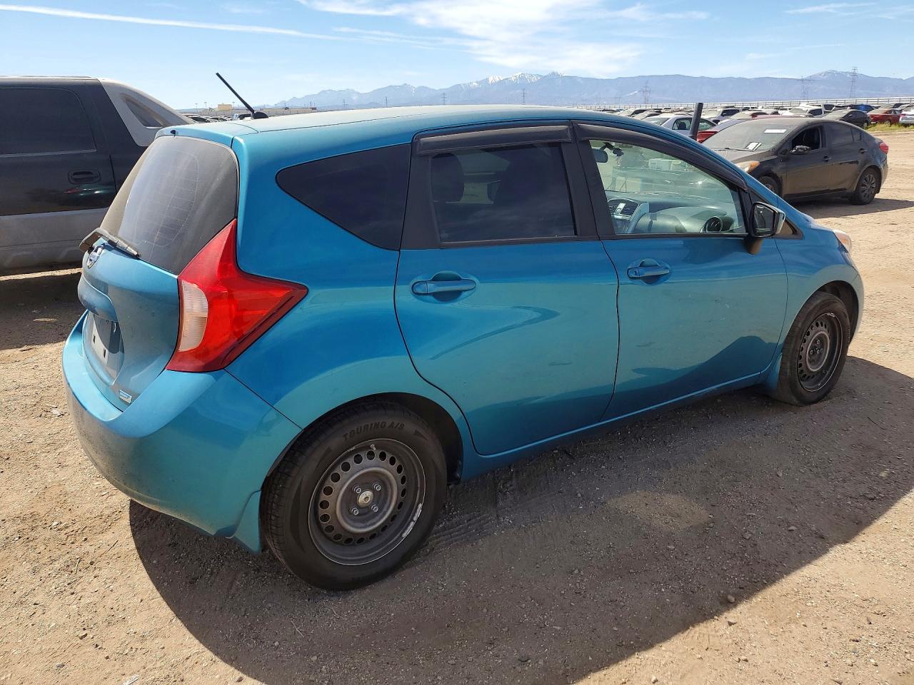 2016 Nissan Versa Note S Plus - Фото 3