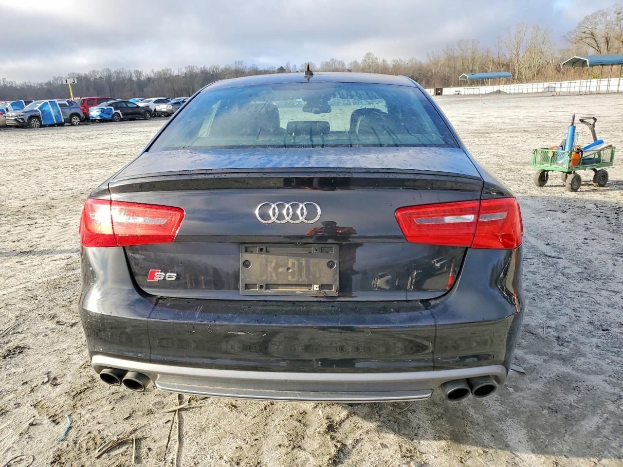 2013 Audi S6 - Image 6