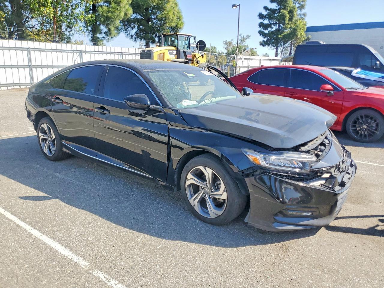 2018 Honda Accord Ex - Фото 4