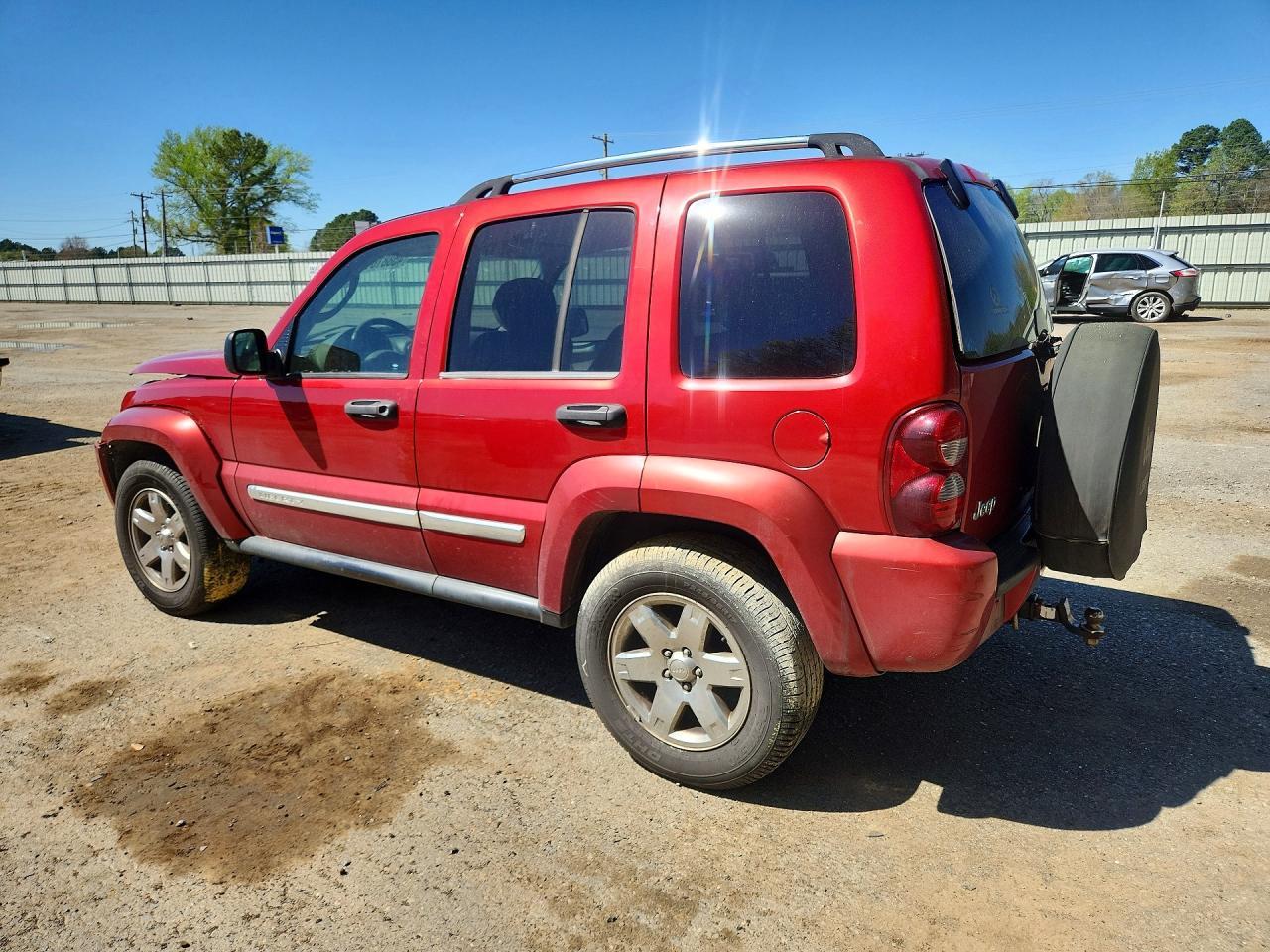 2007 Jeep Liberty Limited - Image 2
