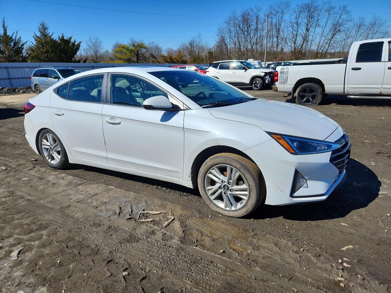 2020 Hyundai Elantra Value Edition - Фото 4