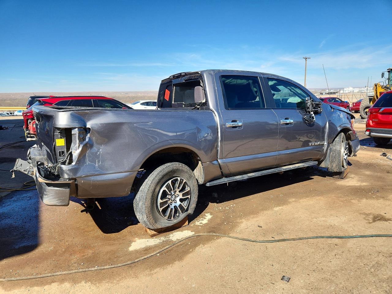 2021 Nissan Titan Sv - Image 3