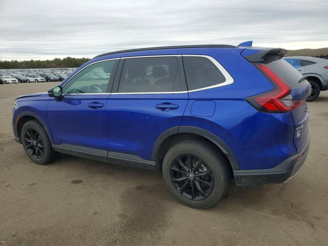 2025 Honda Cr-V Sport - Image 2