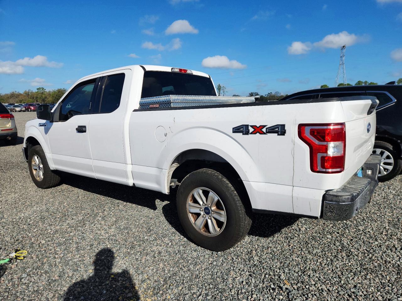 2020 Ford F150 Super Cab - Image 2