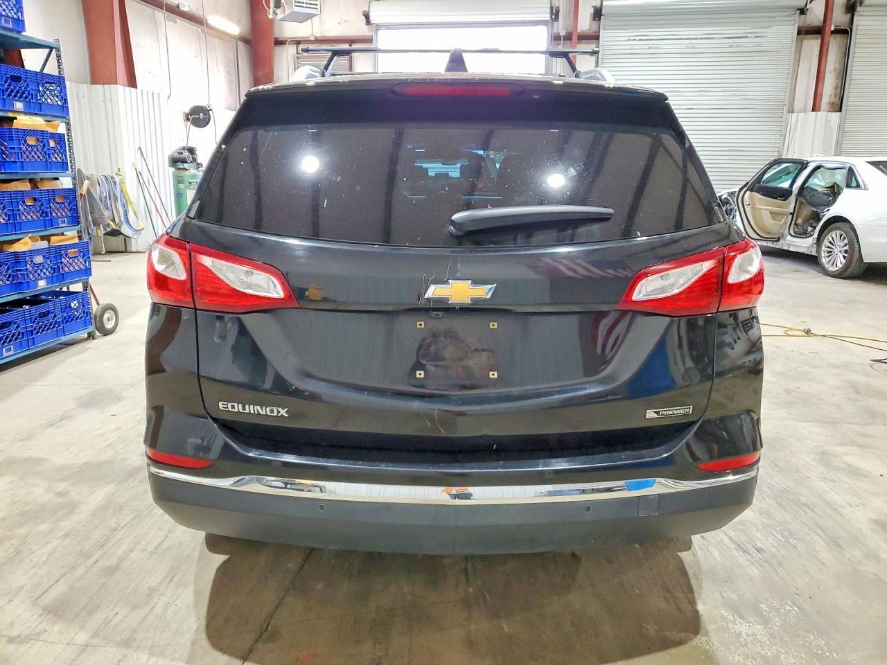 2018 Chevrolet Equinox Premier - Image 6