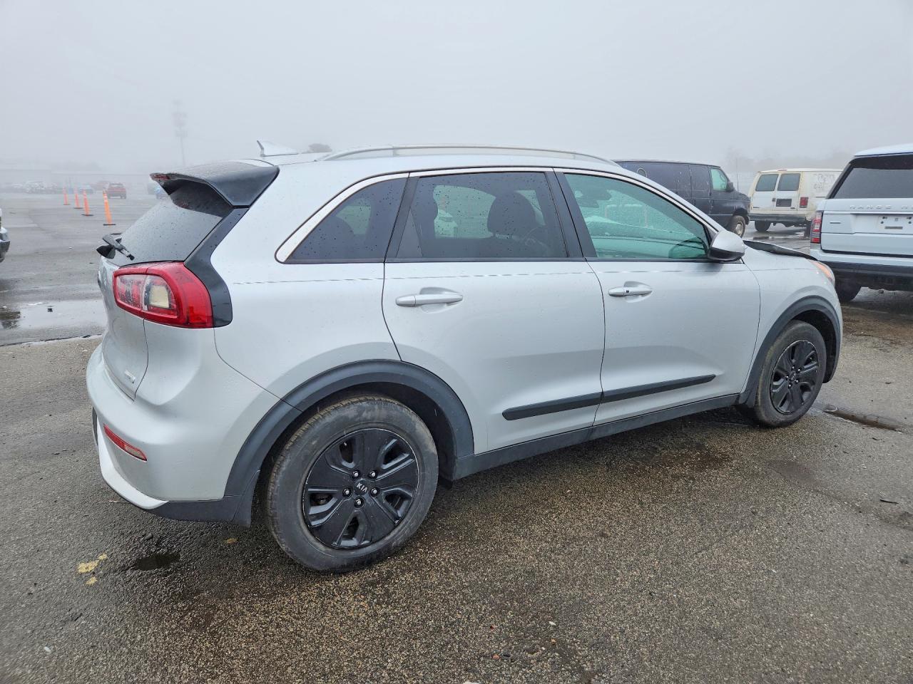 2019 Kia Niro Lx - Image 3