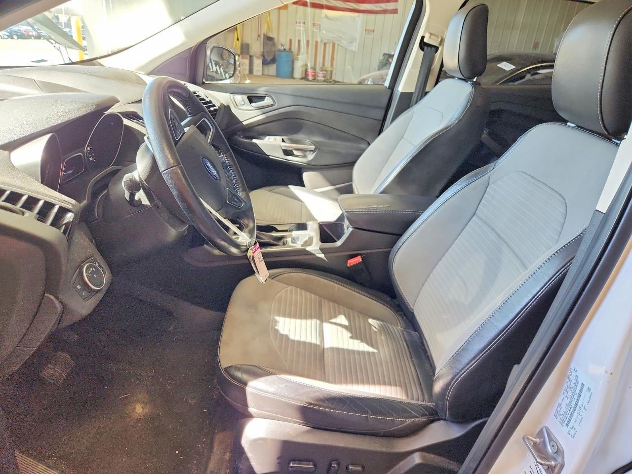 2019 Ford Escape Se - Фото 7