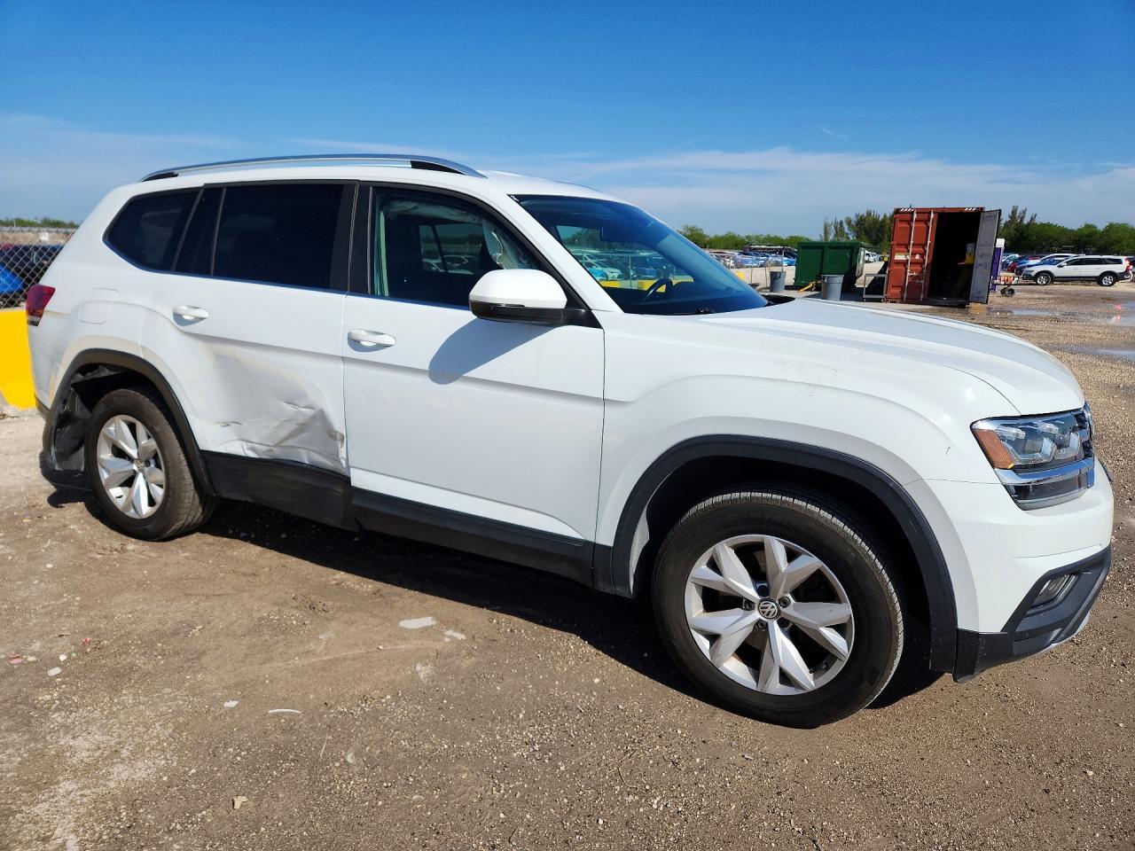 2018 Volkswagen Atlas Se - Image 4