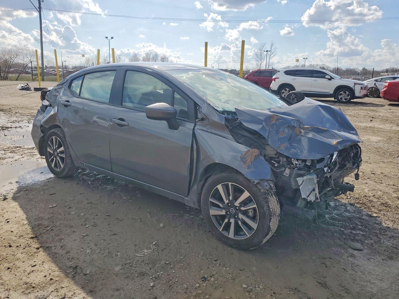 2022 Nissan Versa Sv - Фото 4