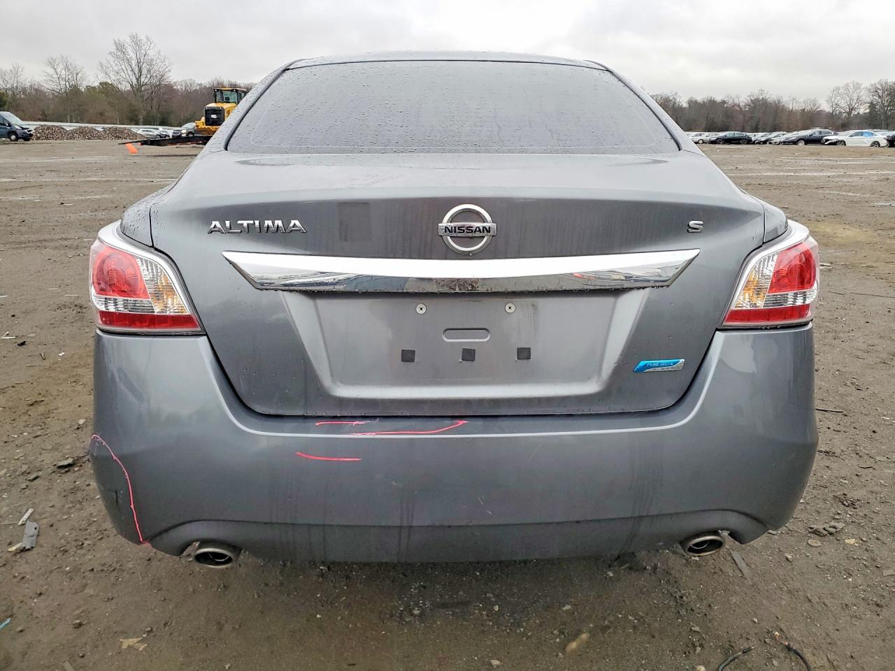 2014 Nissan Altima 2.5 S - Image 6
