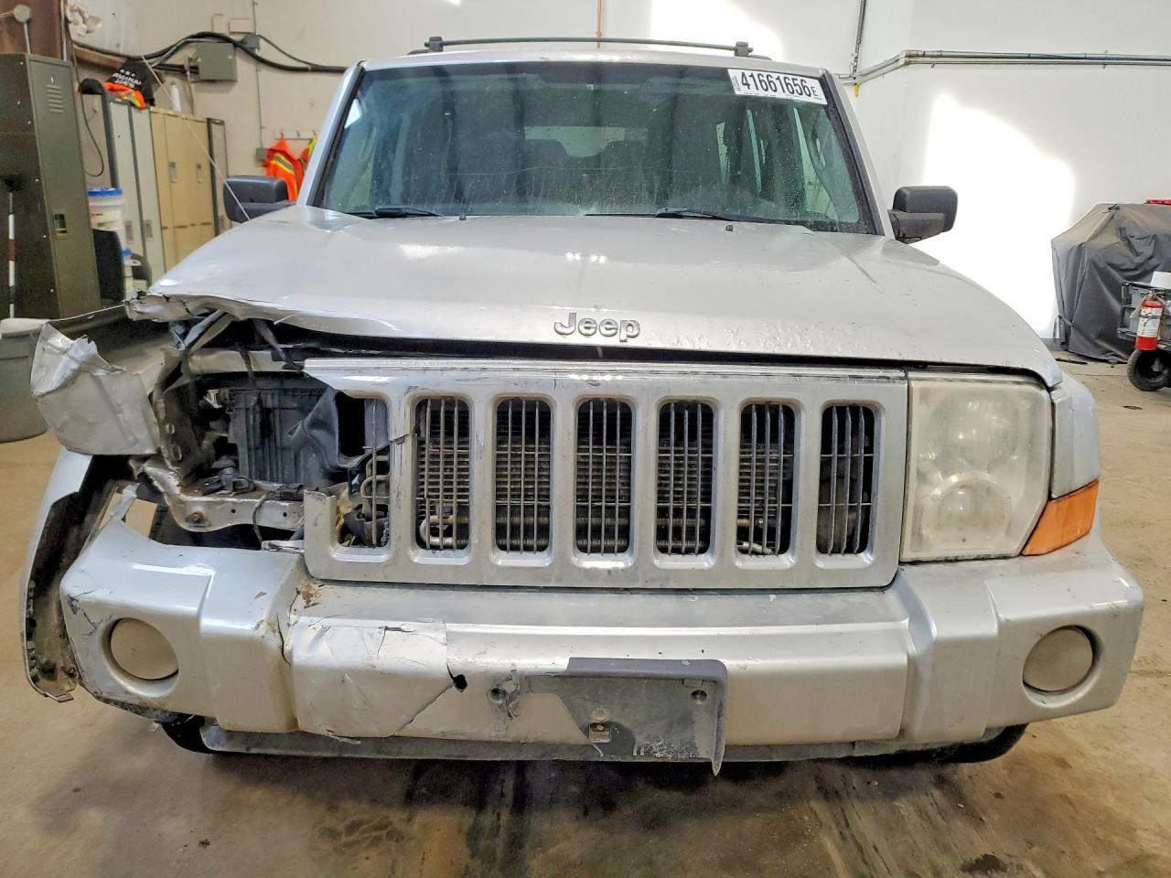 2010 Jeep Commander Sport - Image 5