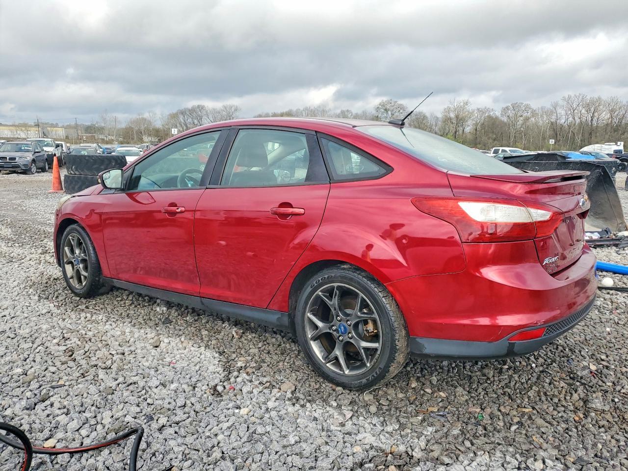 2013 Ford Focus - Фото 2