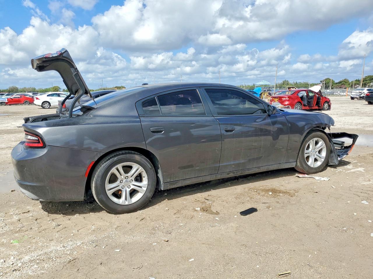 2020 Dodge Charger Sxt - Фото 3