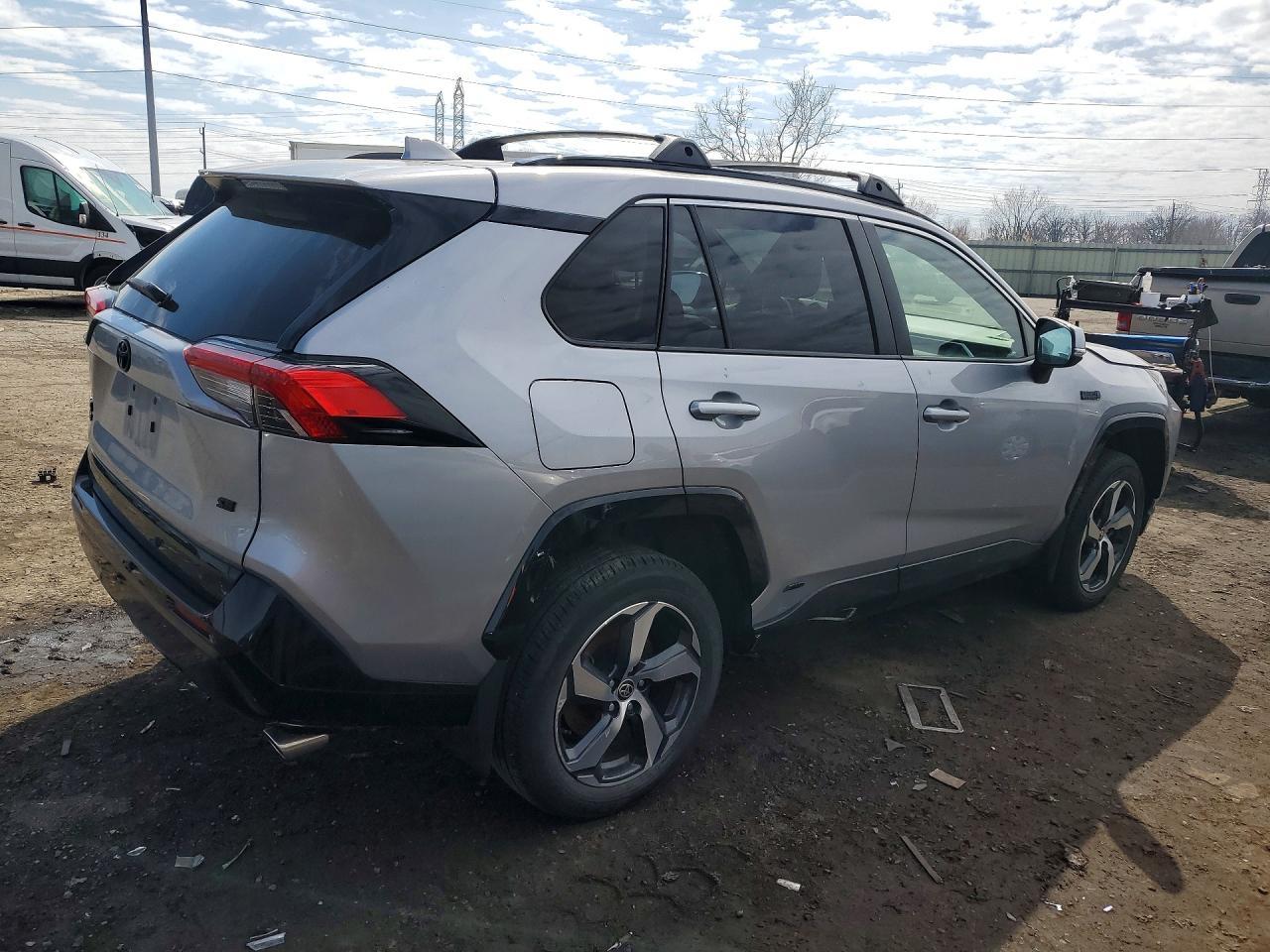 2021 Toyota Rav4 Prime Se - Фото 3