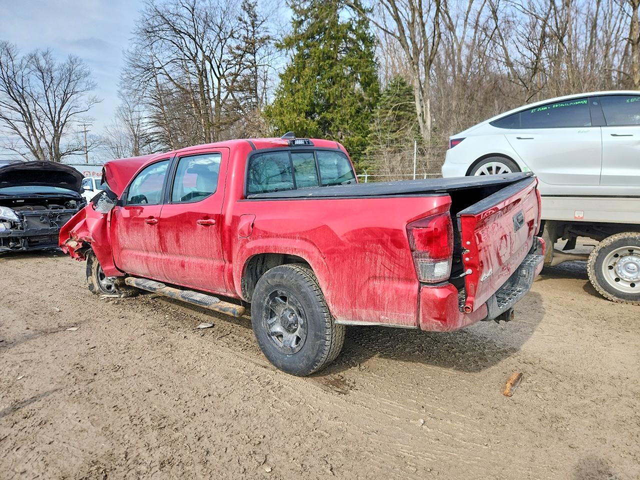 2018 Toyota Tacoma Sr V6 - Фото 2