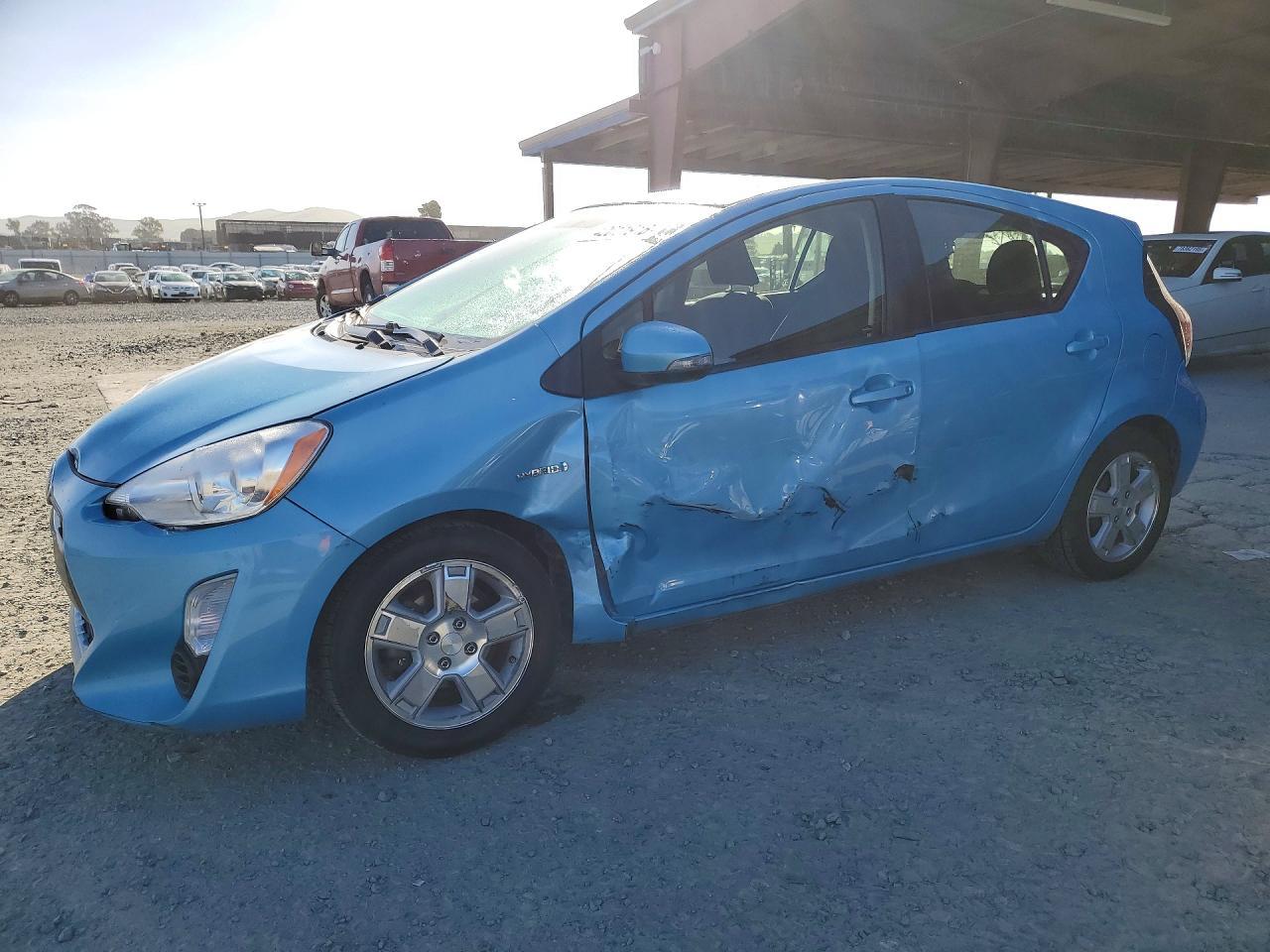 2015 Toyota Prius C Two