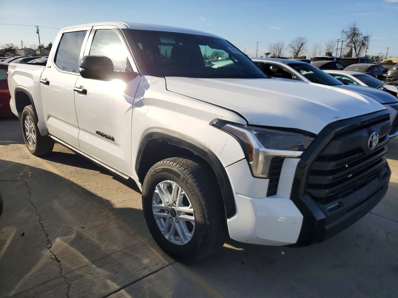 2025 Toyota Tundra Sr5 - Image 4