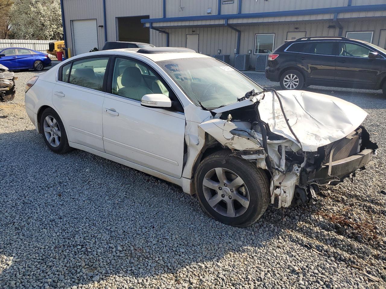 2009 Nissan Altima 3.5 Se - Фото 4