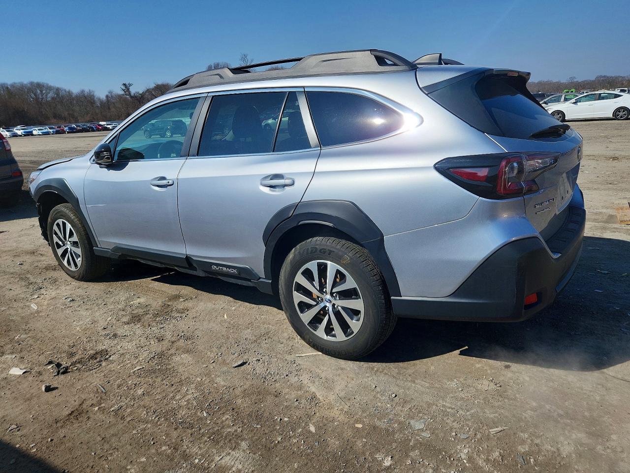 2024 Subaru Outback Premium - Image 2
