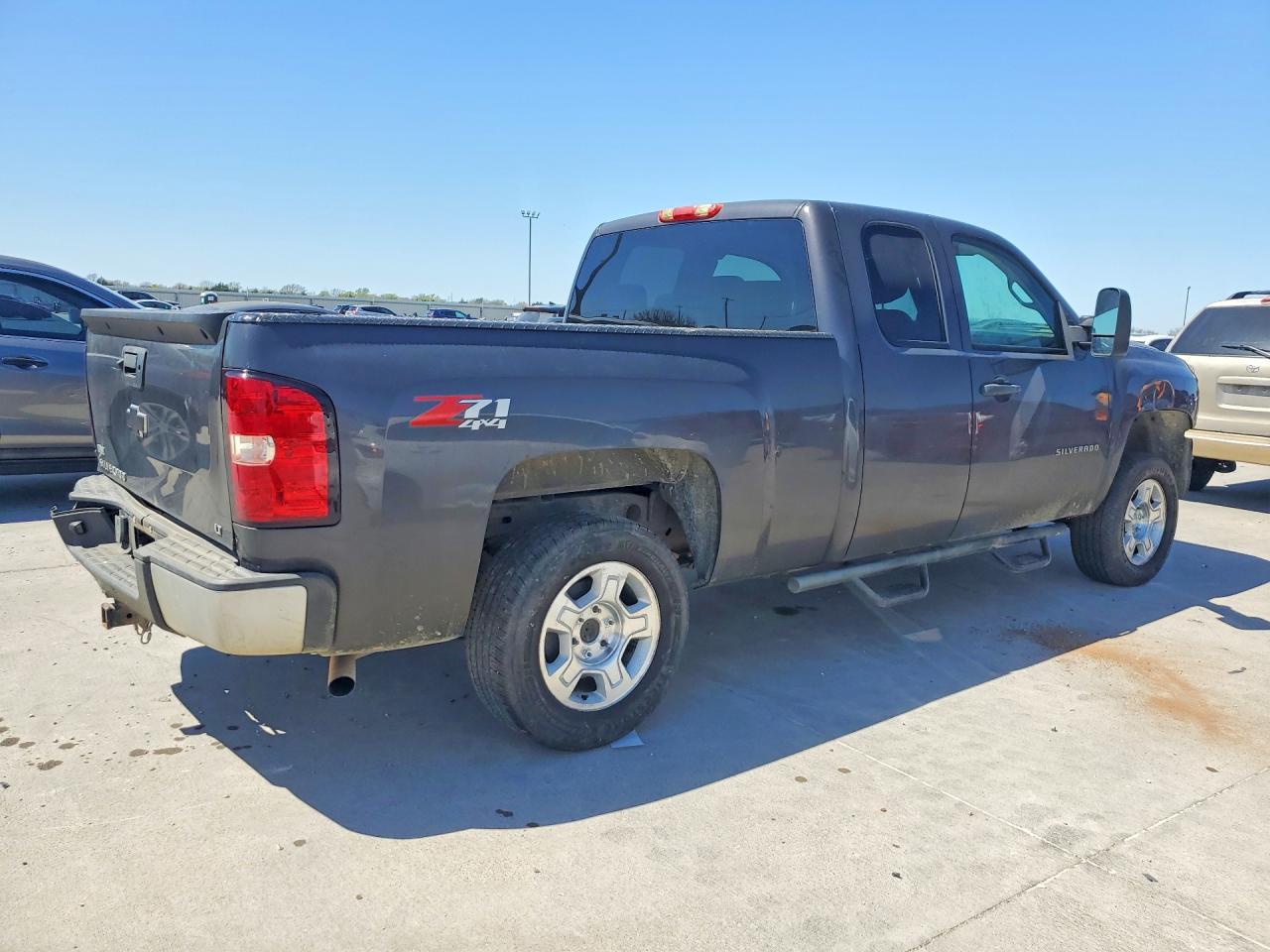 2011 Chevrolet Silverado K1500 Lt - Фото 3