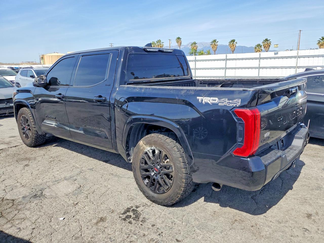 2023 Toyota Tundra Sr5 - Фото 2