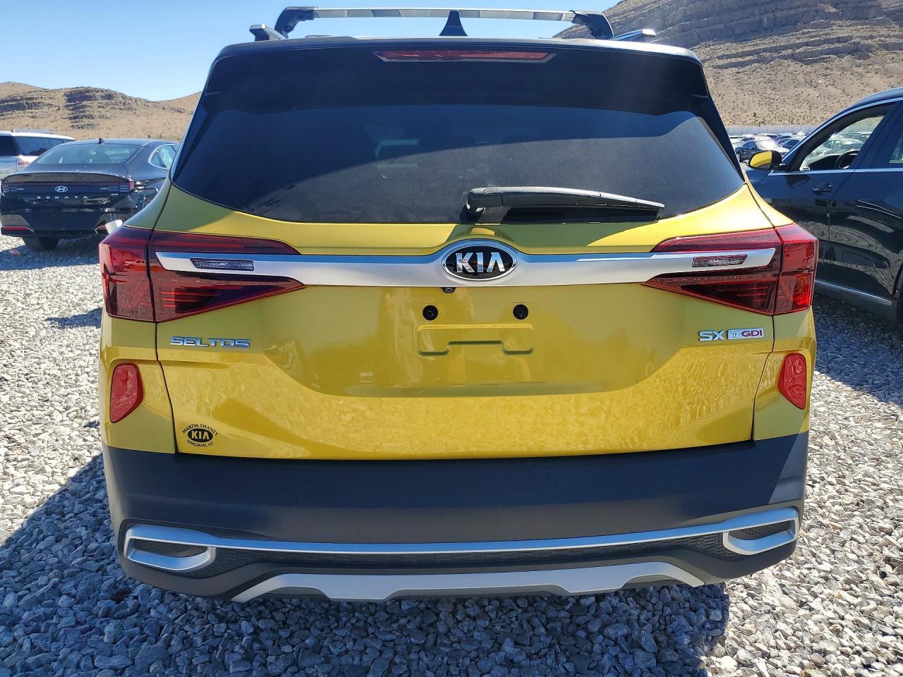 2021 Kia Seltos - Image 6