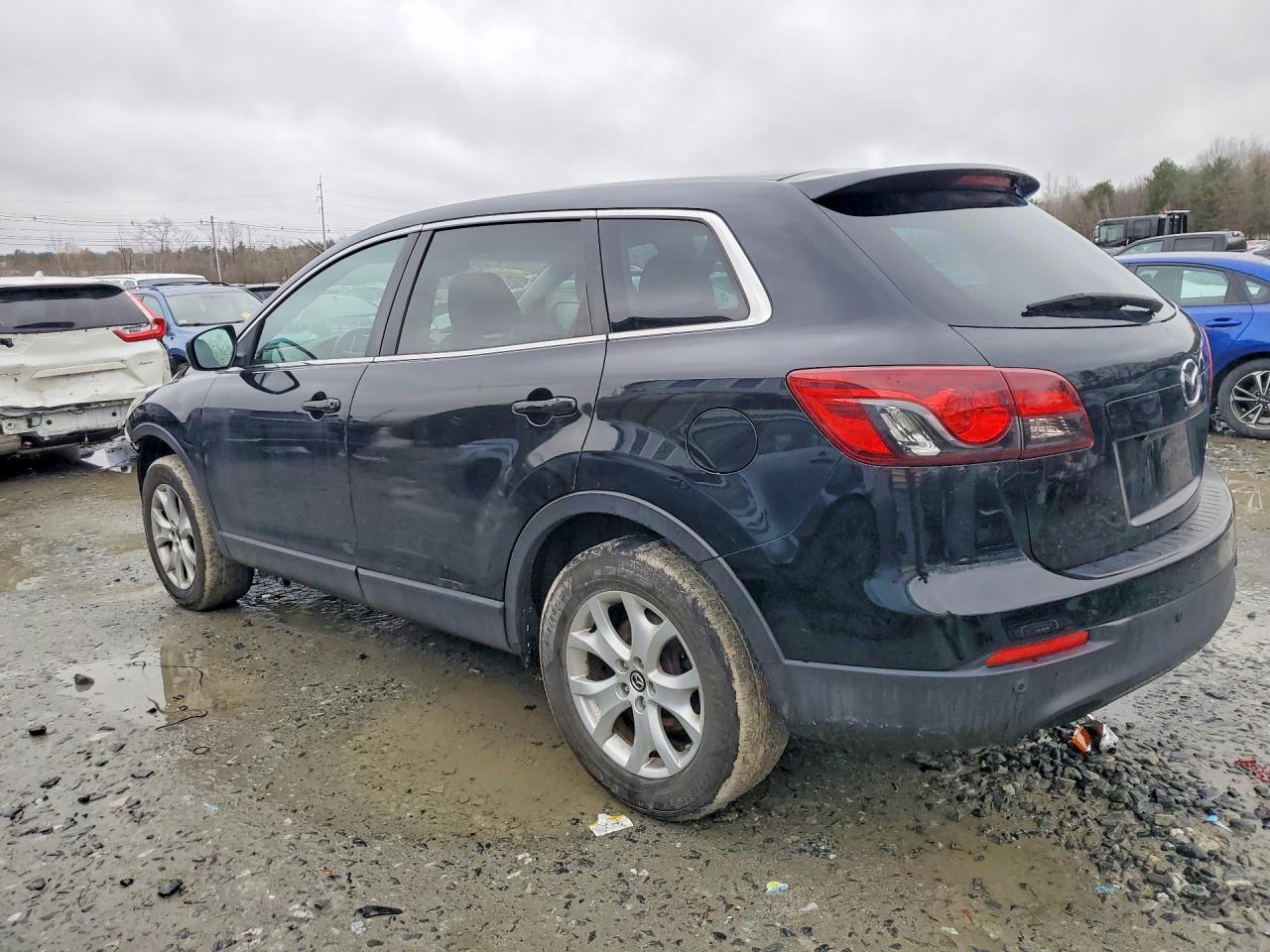 2013 Mazda Cx-9 Touring - Image 2