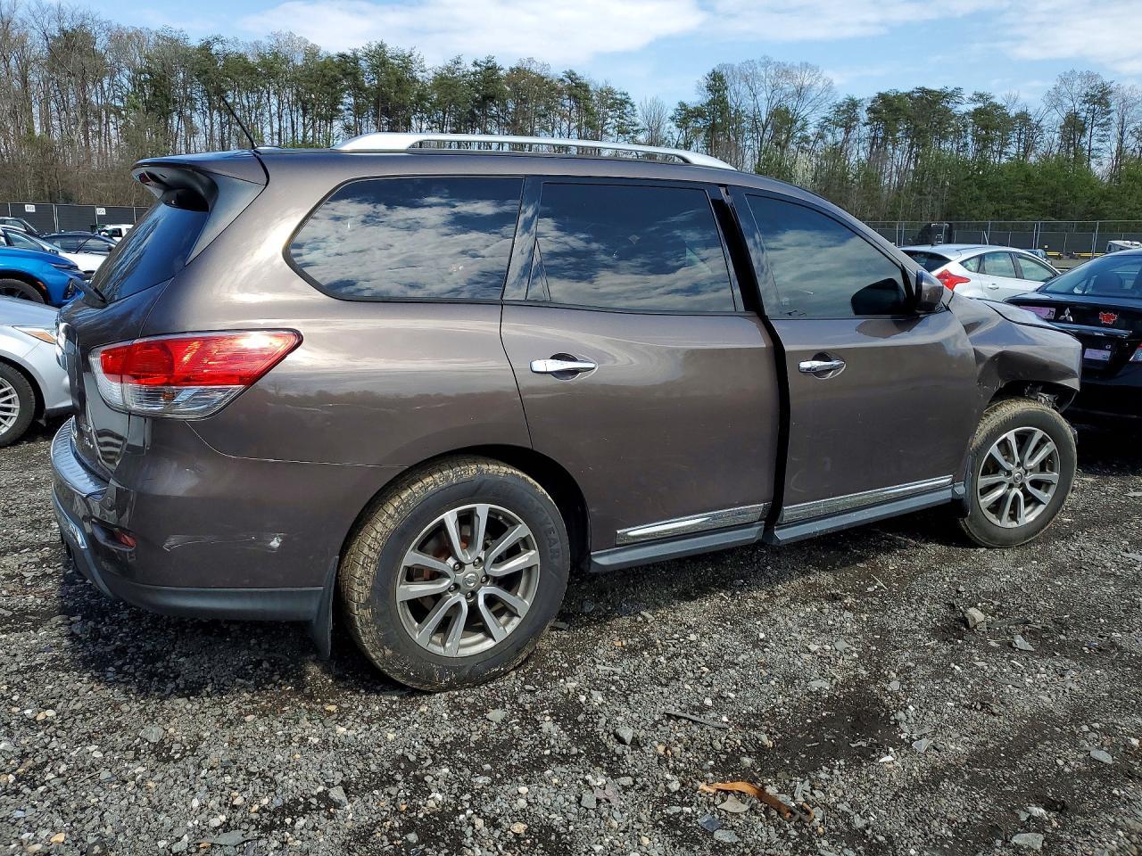 2015 Nissan Pathfinder Sl - Фото 3