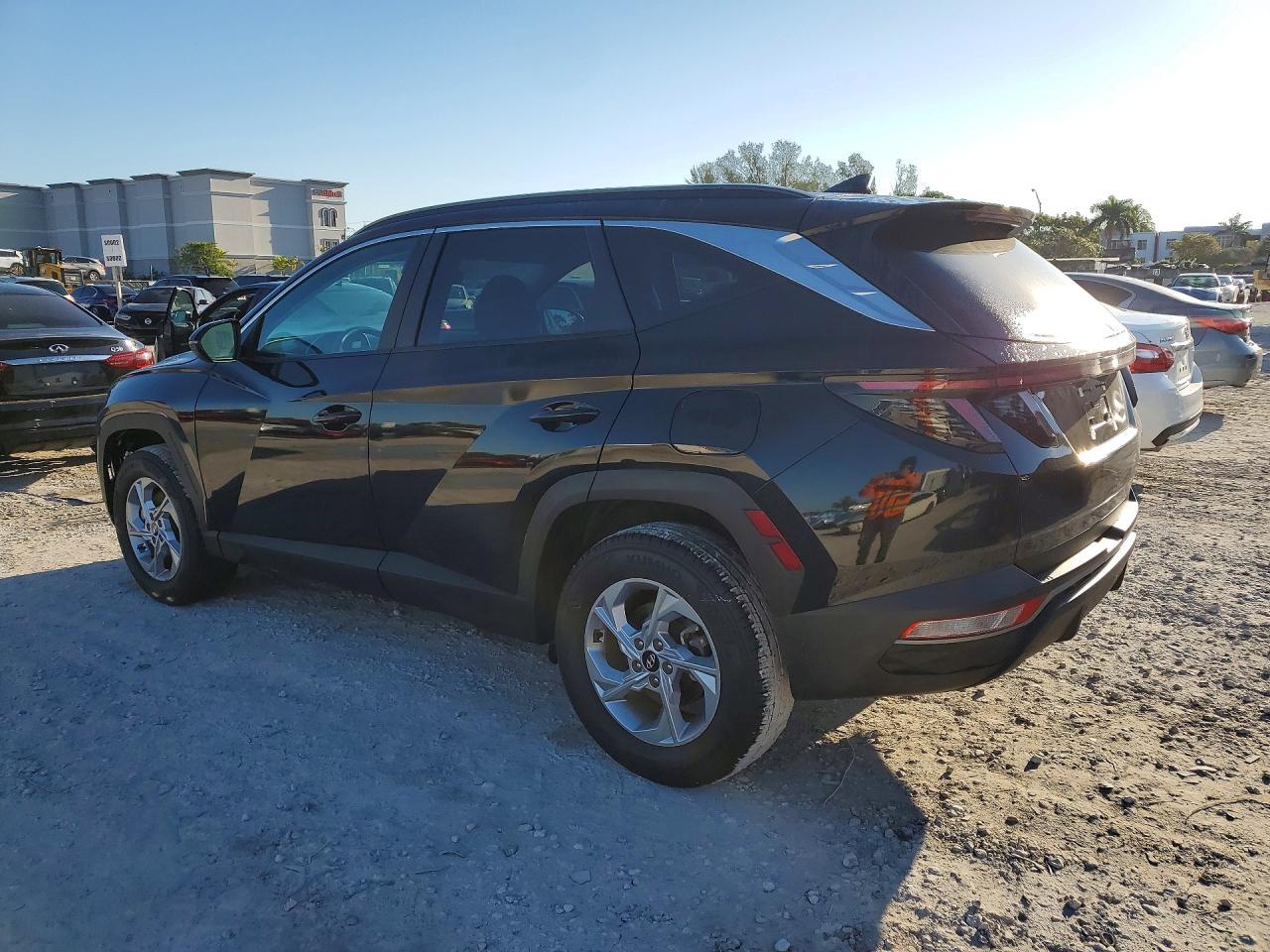 2023 Hyundai Tucson Sel - Image 2