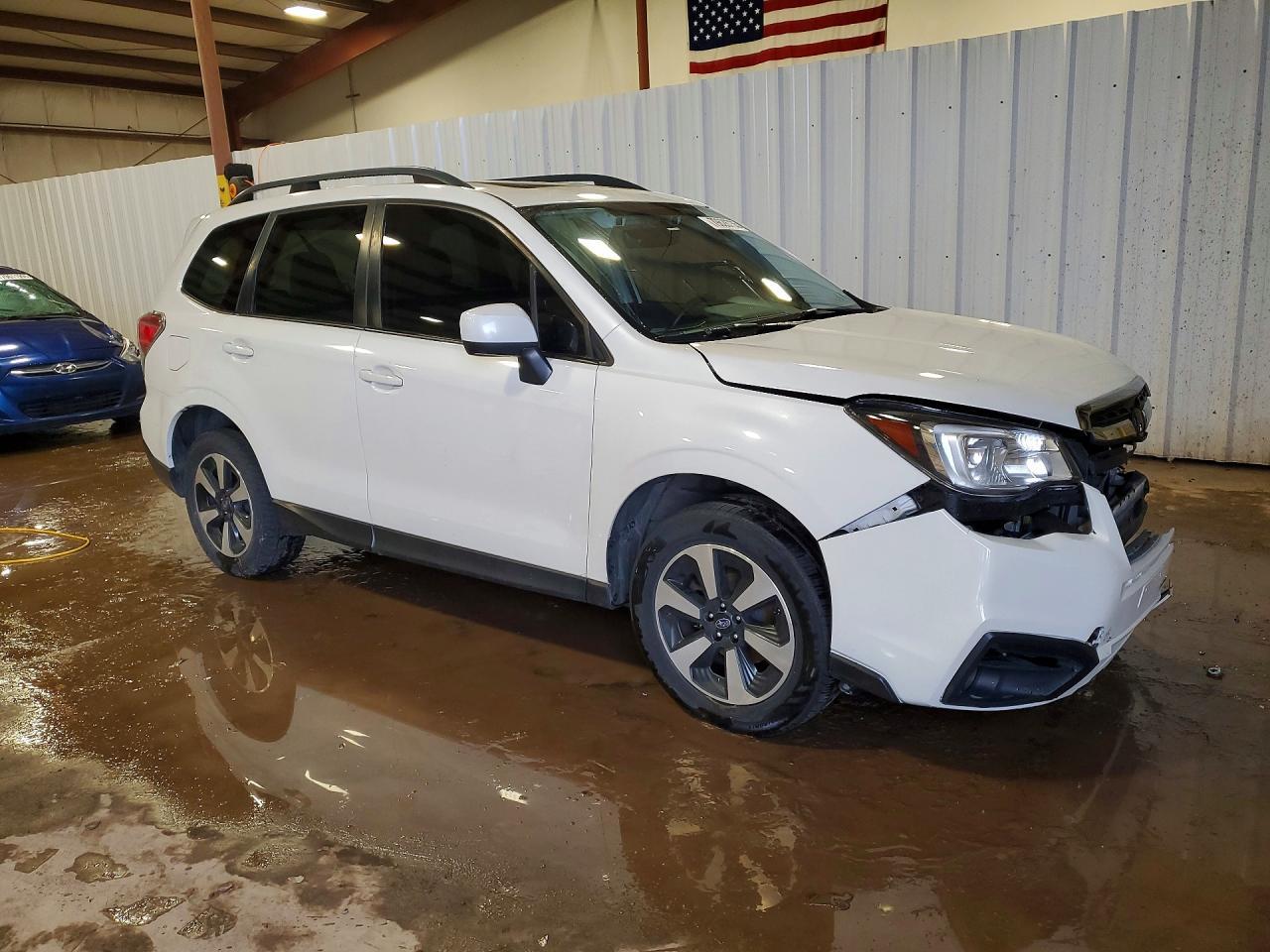 2017 Subaru Forester 2.5I Premium - Image 4