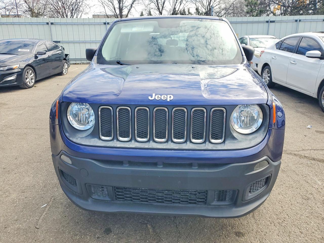 2017 Jeep Renegade Sport - Image 5