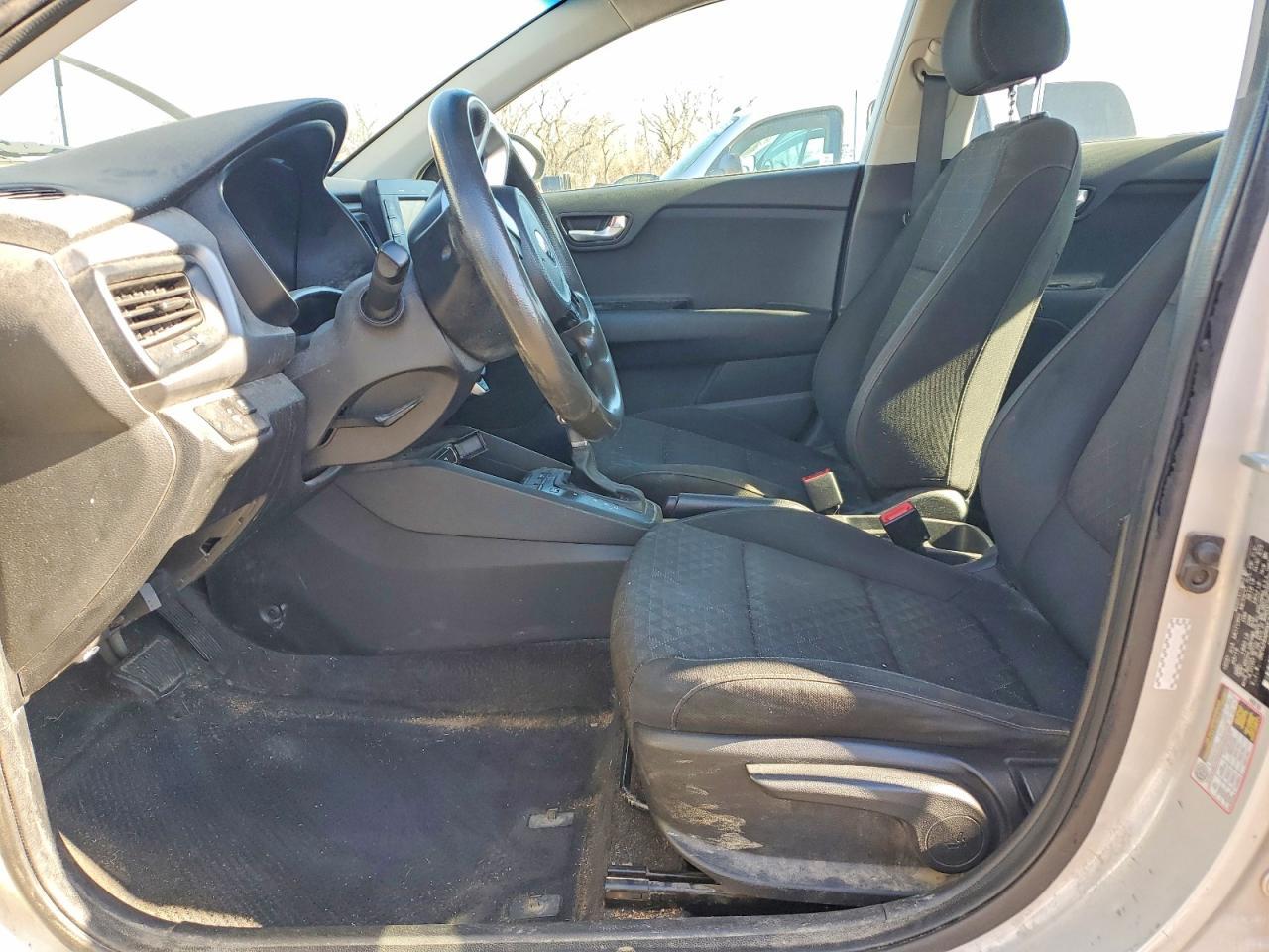 2019 Kia Rio - Фото 7